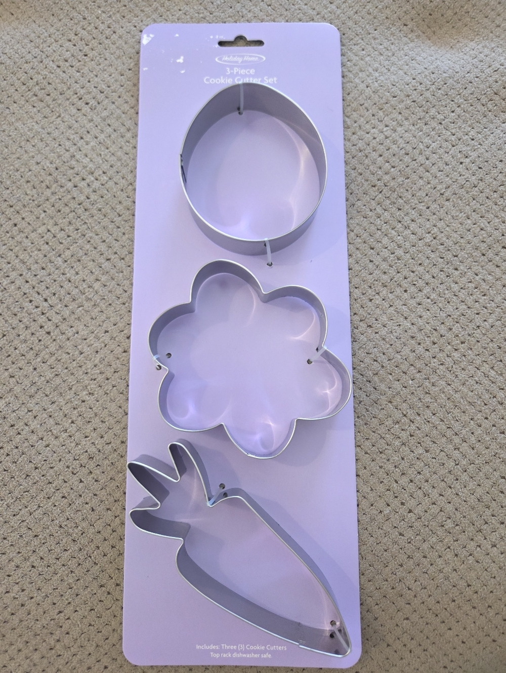 New Holiday Home 3 piece cookie cutter set flower egg & carrot stainless steel